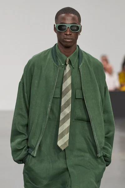 Look 42